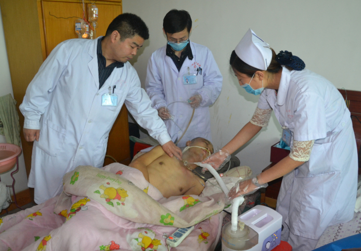 医者仁心送关爱