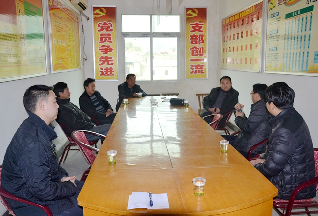 县中医院启动“新三万”帮扶活动