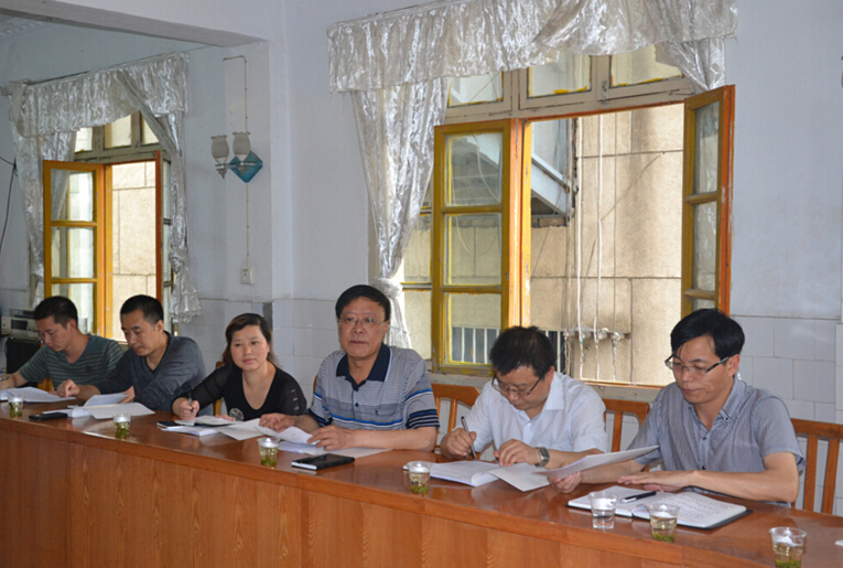 县人大调研我院新农合工作