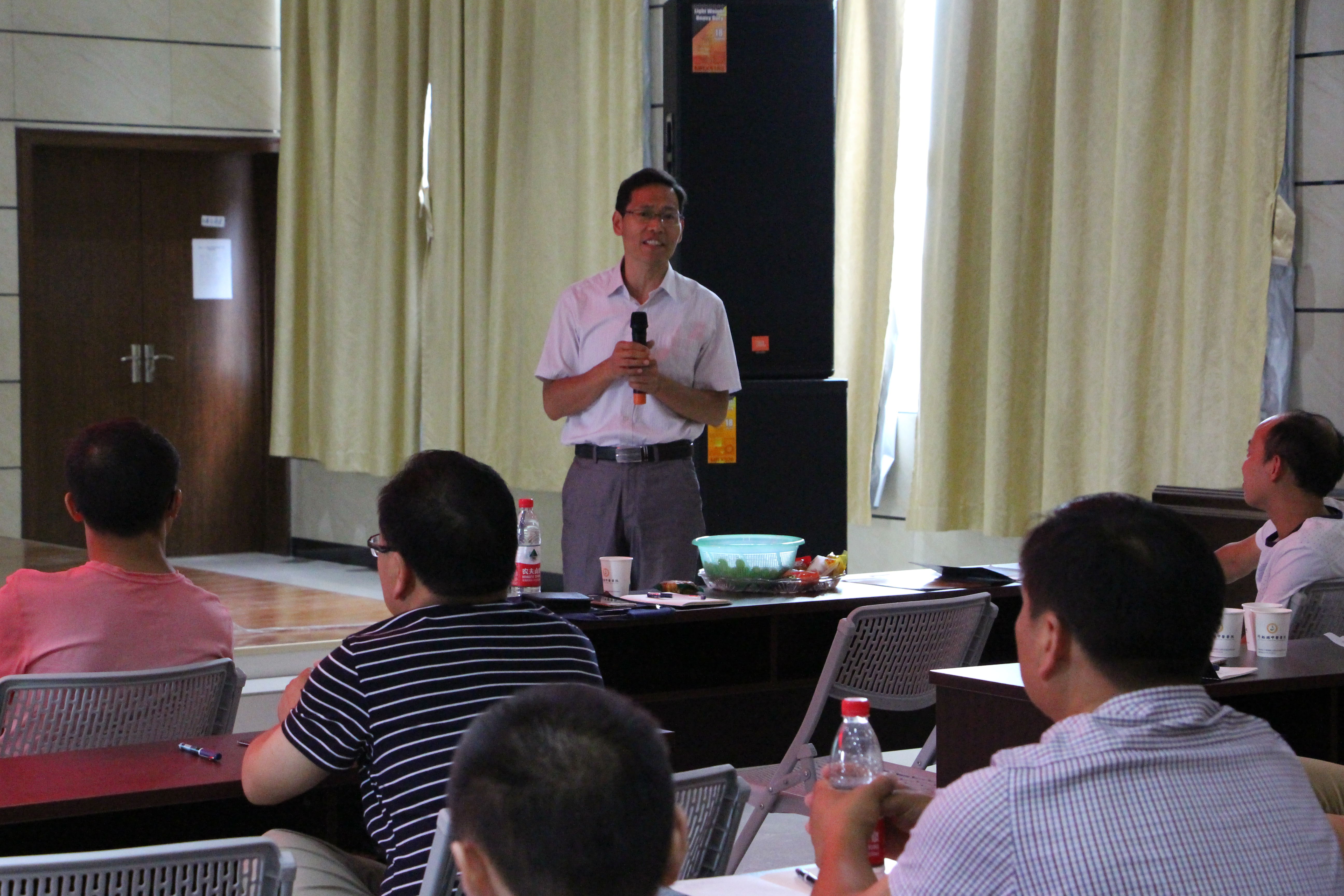 培训期间交流.jpg