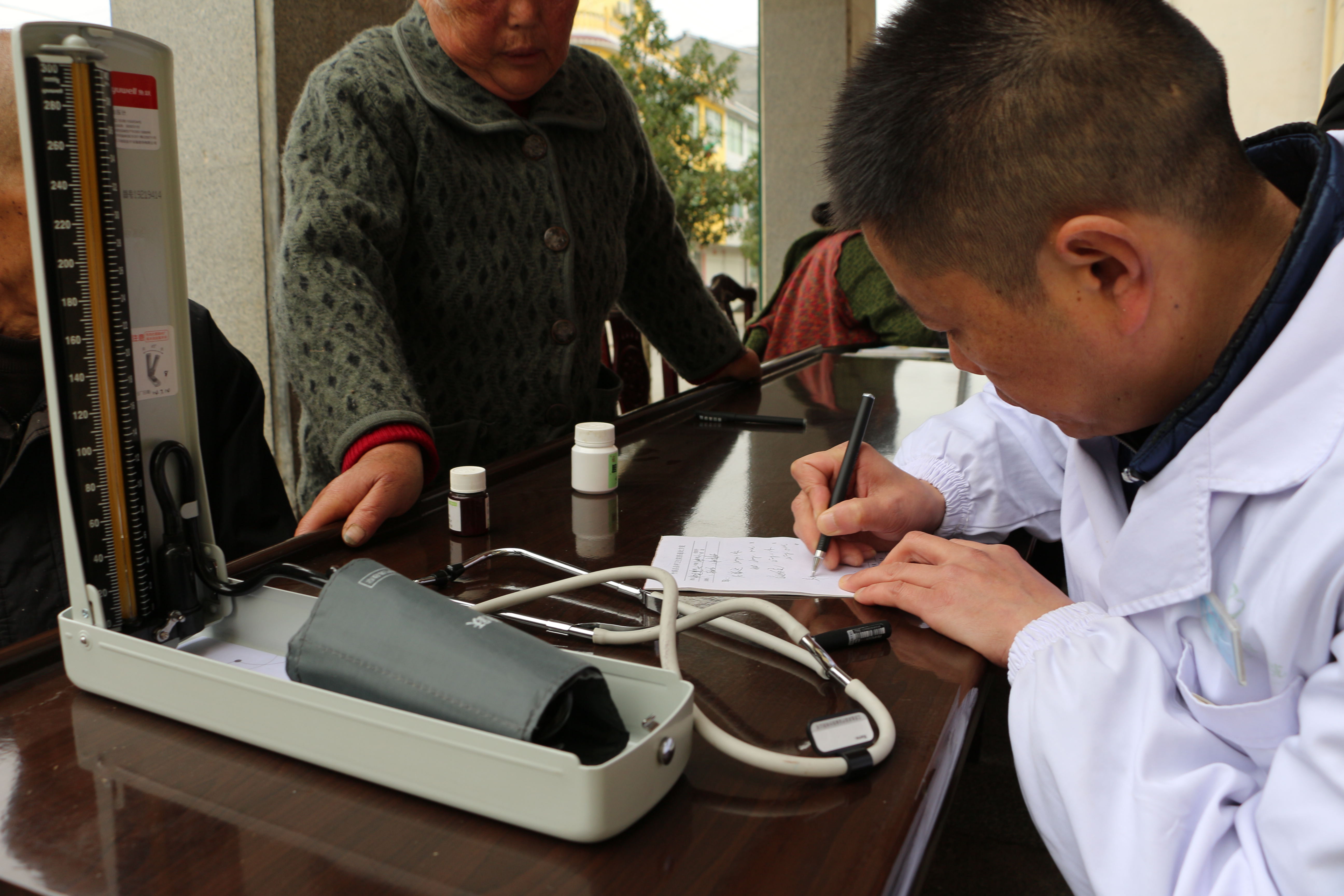 开处方 (2)_看图王.jpg