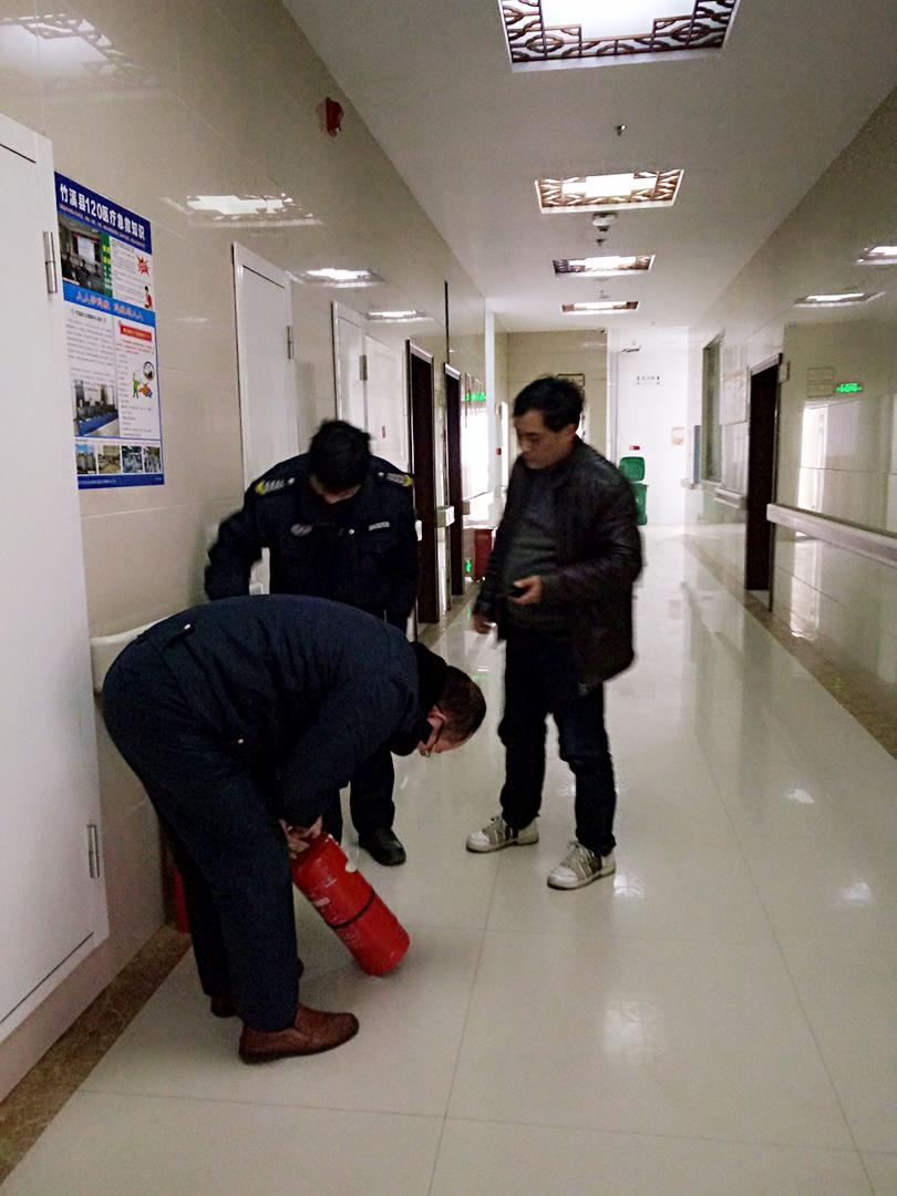 县中医院开展节前安全排查工作