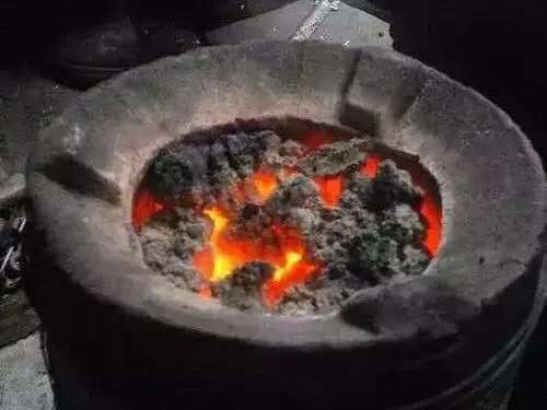 县中医院成功抢救煤气中毒患者