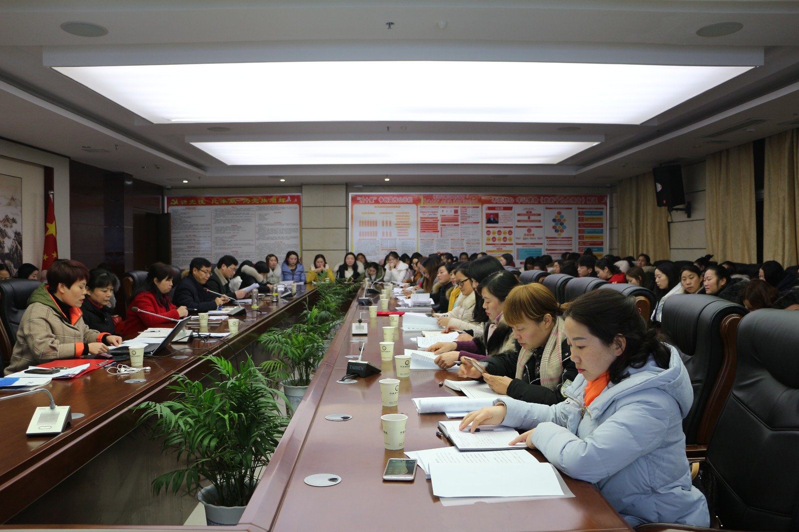 县中医院召开2019年护理暨院感管理工作会(图文)