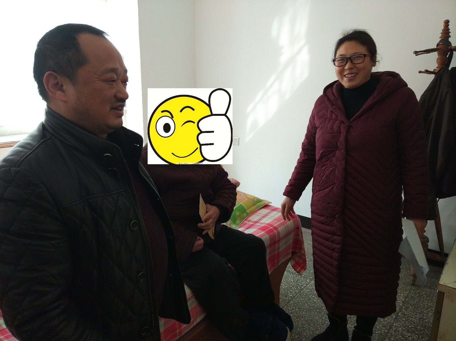 县中医院：暖心之举 是这冬日里的阳光