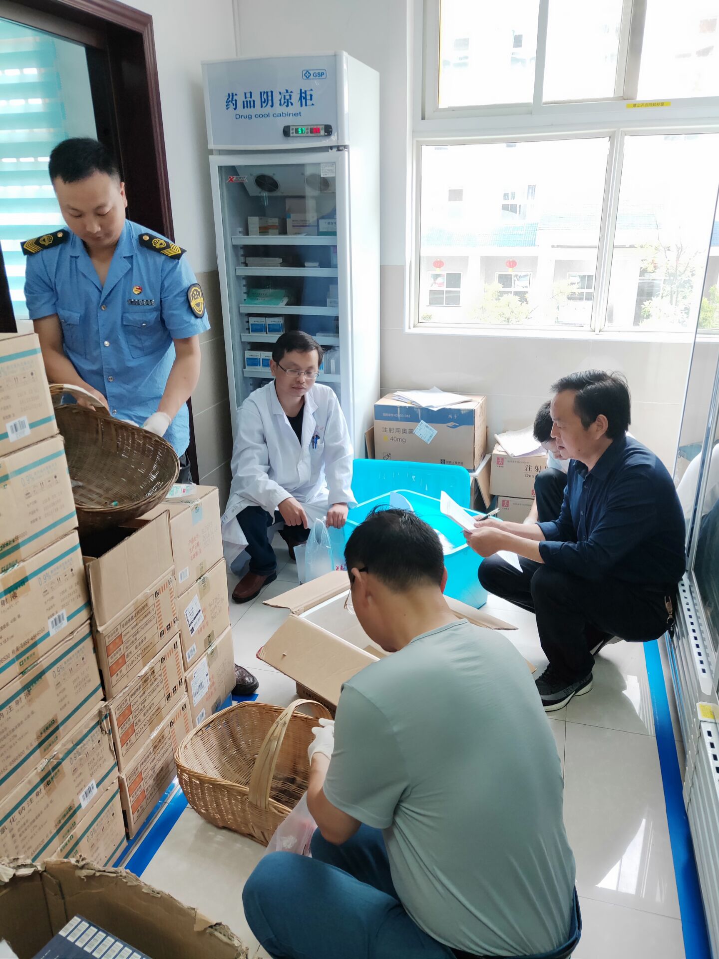 县中医院依法销毁过期麻醉药品