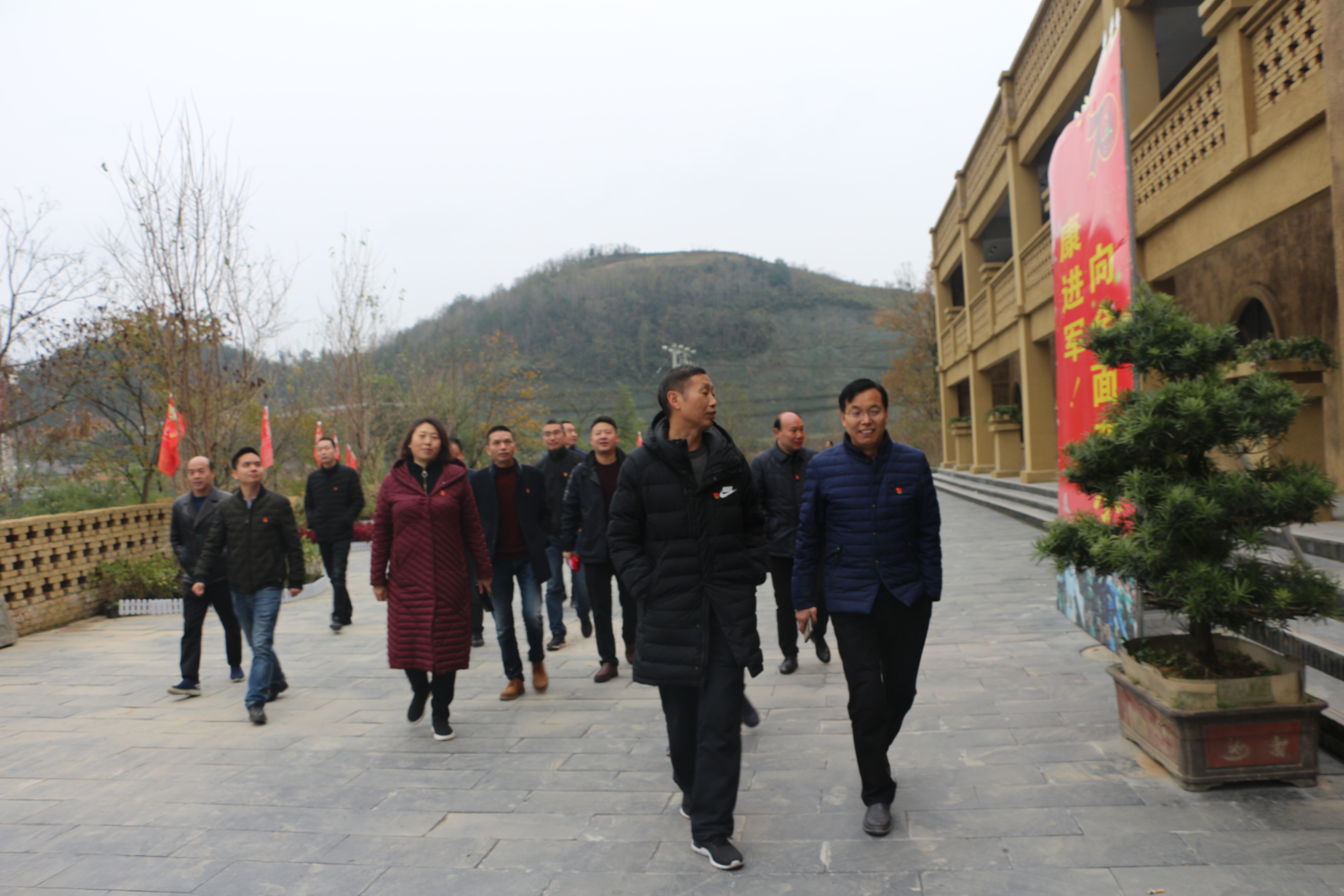 让红色记忆激励中医事业——竹溪县中医院开展参观红色记忆博物馆主题党日活动