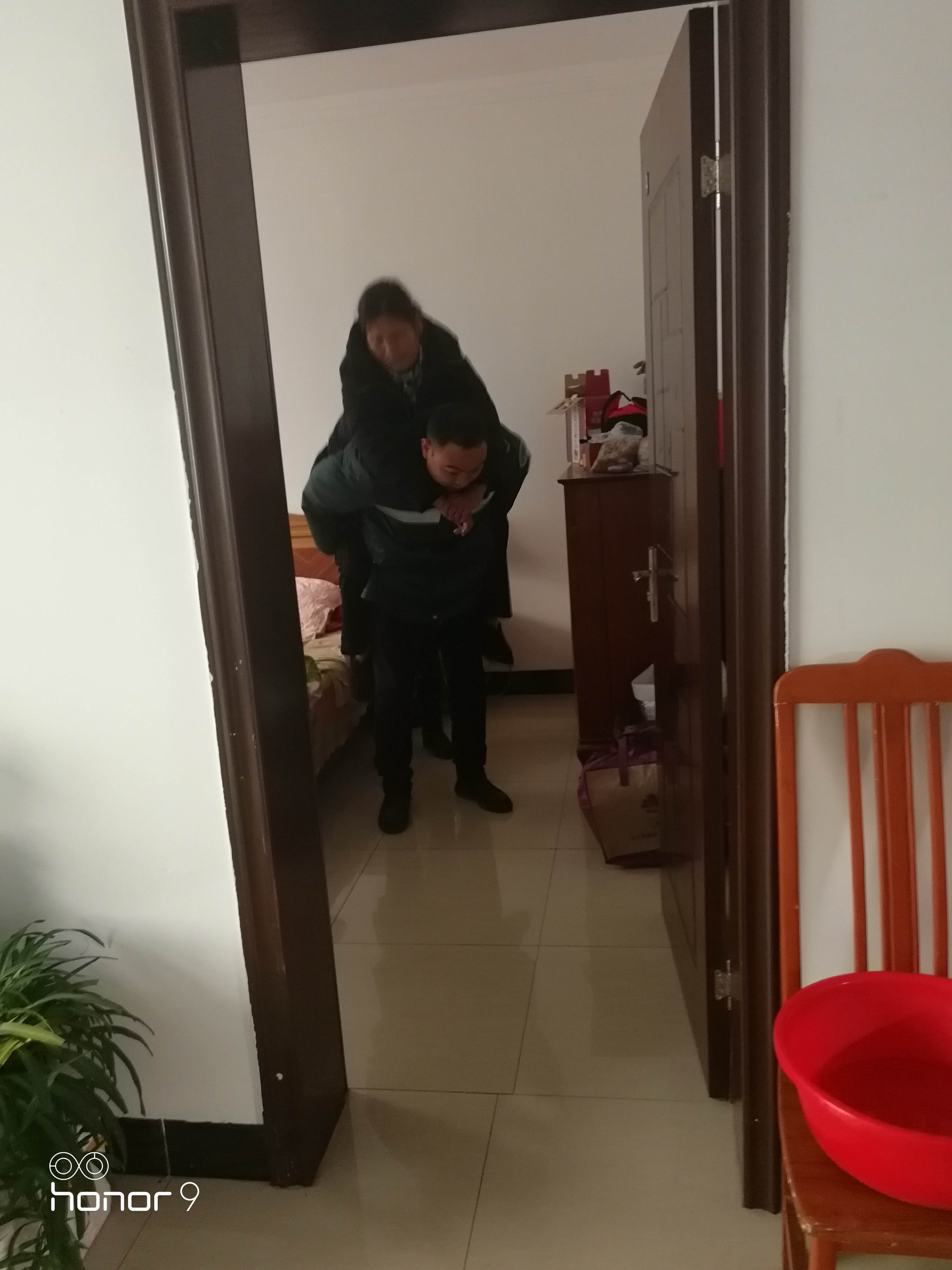 胸怀医者初心，背负健康使命