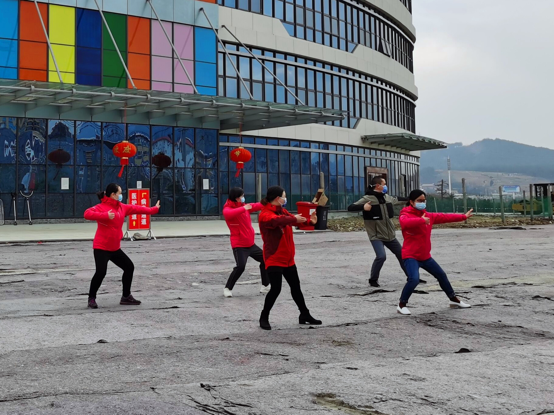援溪医疗组成员打起中医八段锦_副本.jpg