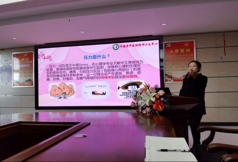 竹溪中医：岗位练兵强技能素养 优质服务立护理样板