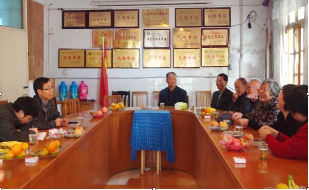2012年10月23日，退休职工座谈会。.jpg